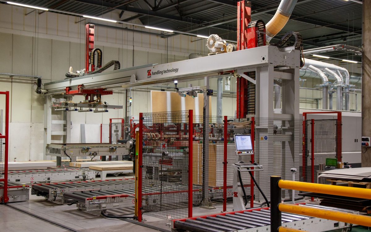 SAAR Systems engineering floor